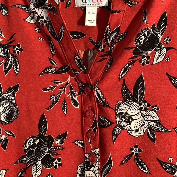 Denim & Co Rusty Red Floral V-Neck Long Sleeve Blouse EUC - Picture 2 of 7